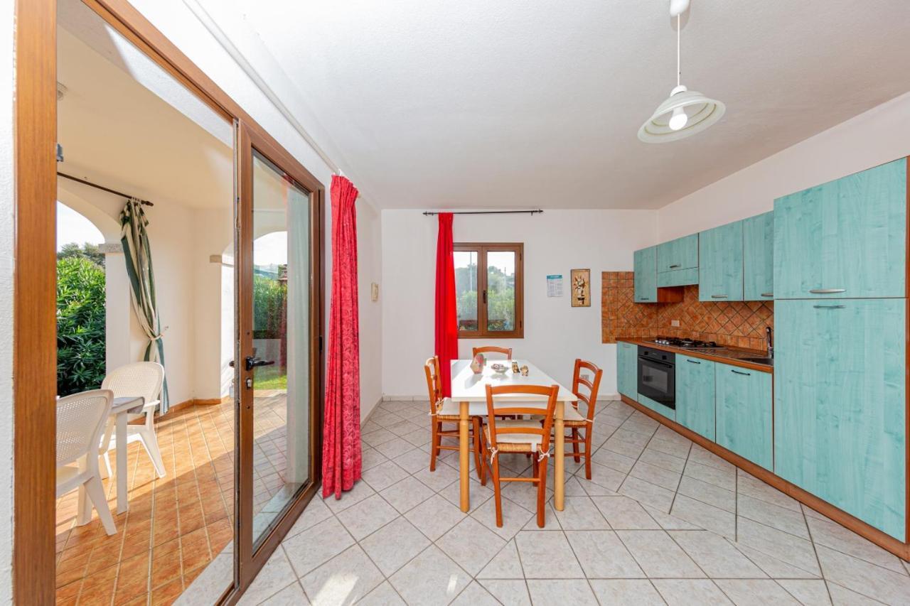 Appartamento Residenziale Trilocale 6 Posti Letto Via Sardegna San Teodoro ซาน เตโอโดโร ภายนอก รูปภาพ